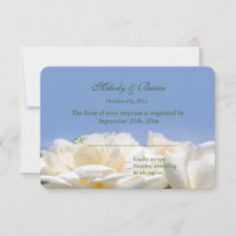 flores de rosa blancas puras rsvp de boda