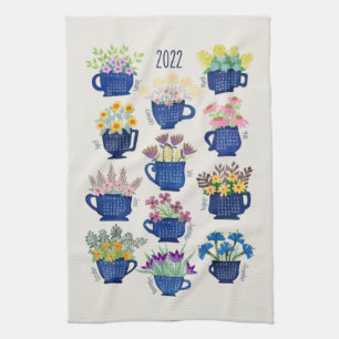 Flores de toalla de té en tazas de té 2022