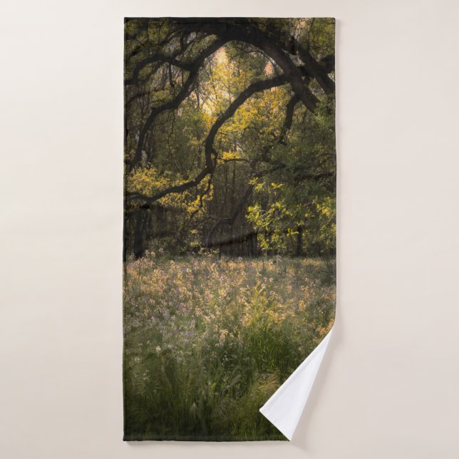 Flores del bosque encantado floral romántico rústi (Toalla de baño)