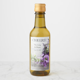 Flores en tonos lavanda con música antigua