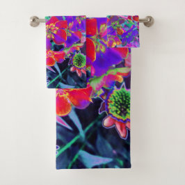 Flores Psicodélicas de colores rojo y morado