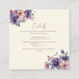 Flores puras y rosas en la tarjeta de cierre Boda