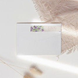 Flores púrpura Retorno romántico predireccionado