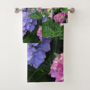 Flores púrpuras y rosadas bonitas del Hydrangea