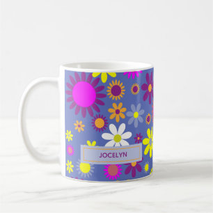 Flores retro en una taza personalizada púrpura