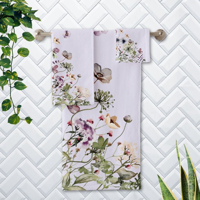 Flores silvestres moradas acuarela monogramadas (In situ Bathroom wall)