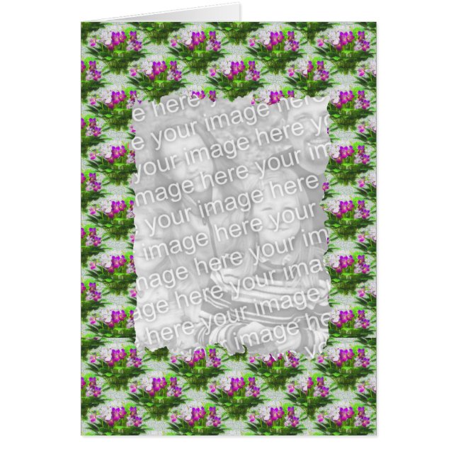 Flores violetas de bonito enmarcan tu tarjeta de f (Frente)