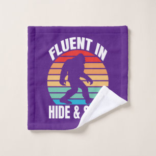 Fluent in hide y Seek divertidos
