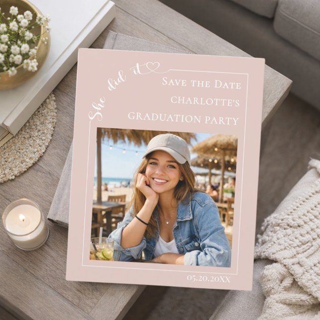 Flyer Blush Pink Photo Graduation Save the Date (Subido por el creador)