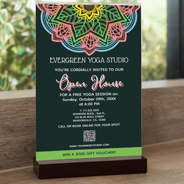Flyer Casa abierta de estudio de yoga de flores de Retro (Spread the word about your yoga studio open house or event with these flyer templates.)