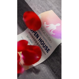 Flyer Casa abierta del estudio del instructor de yoga Me