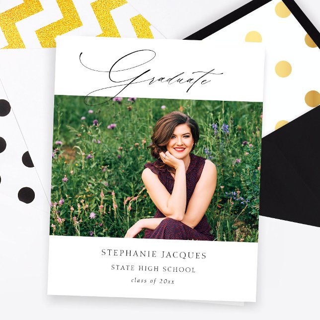 Flyer Clase de fotos de graduados elegantes de presupues (Subido por el creador)