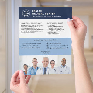 Flyer Clínica de atención médica Logotipo personalizado