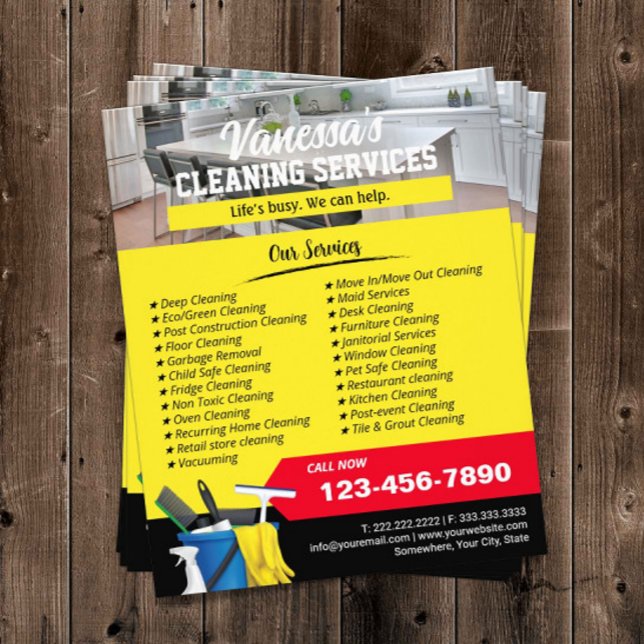 Flyer Dorado del servicio de limpieza de ventanas de lim (Subido por el creador)