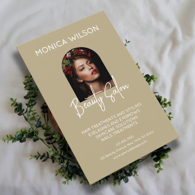 Flyer Elegant minimalist tan beauty salon (Subido por el creador)