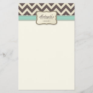 Flyer Elegante Chevron Moderno Beige, Verde y Marrón