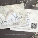 Flyer Foto de presupuesto Boda elegante QR CODE guardar<br><div class="desc">Moderna moda romántica PRESUPUESTO boda asequible ahorre la plantilla de fecha FLYER con su foto personalizado en el moderno diseño de color blanco vello blanco transparente y escritura de caligrafía con letras de mano negra y con su personalizado QR CODE. Fácil de personalizar con sus detalles e imágenes en ambos...</div>