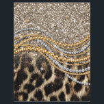 Flyer Hermosa imagen de animales de moda Leopard Faux<br><div class="desc">Este diseño presenta una hermosa y moderna huella de leopardo con acentos purpurinas. La impresión falsa de un animal de piel está disponible en tonos dorados amarillos, blancos, grises, marrones, negros y crema. La imagen es moderna y de moda, con elementos artísticos y de diseño que gustarán. Es perfecto para...</div>