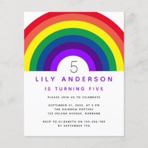 Flyer Invitación a fiesta de cumpleaños con el púrpura d