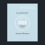 Flyer Invitación fotográfica de pasaporte de graduación<br><div class="desc">Personalizable de invitación de la fiesta de graduación de pasaportes de viaje a sus especificaciones. Tenga en cuenta que esta invitación presupuestaria está en papel de volante y es muy delgada. Los sobres no están incluidos. Para obtener invitaciones más gruesas con sobres incluidos y productos coincidentes sobre el mismo tema,...</div>