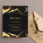 Flyer Invitación para el cumpleaños del moderno presupue<br><div class="desc">Tenga en cuenta que esta invitación está en papel de volante y es muy delgada. Los sobres no están incluidos. Para invitaciones más gruesas (el mismo diseño) visite nuestra tienda. Un fondo negro. Decorada con giros de oro falsos. Personalice y agregue su nombre y detalles del fiesta.</div>