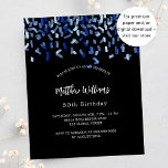 Flyer Invitación presupuestaria de la Marina Negra de Cu<br><div class="desc">Tenga en cuenta que esta invitación está en papel de volante y es muy delgada. Los sobres no están incluidos. Para invitaciones más gruesas (el mismo diseño) visite nuestra tienda. Moderna, elegante e invitada. Un fondo negro decorado con un confeti azul. Personalice y agregue un nombre y detalles. Texto blanco....</div>