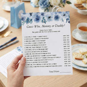 Flyer Juego de Baby Shower Dusty Blue Floral Mami o Dadd