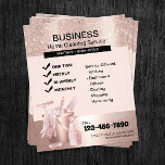 Flyer Limpieza moderna del hogar en oro rosa<br><div class="desc">Volantes de servicio de limpieza del hogar modernos con brillo rosa y oro rosa</div>
