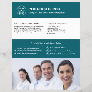 Flyer Logo de foto QR en verde azulado de médico de clín