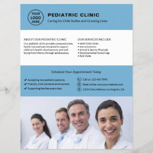 Flyer Logo de médico de clínica pediátrica Foto QR Azul