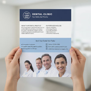Flyer Logotipo personalizado de clínica dental Foto QR