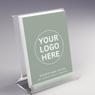 Flyer Logotipo y texto verde para profesionales
