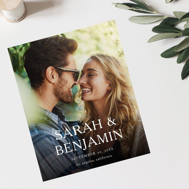 Flyer Moda vertical de fotografía M moderna de presupues (Subido por el creador)