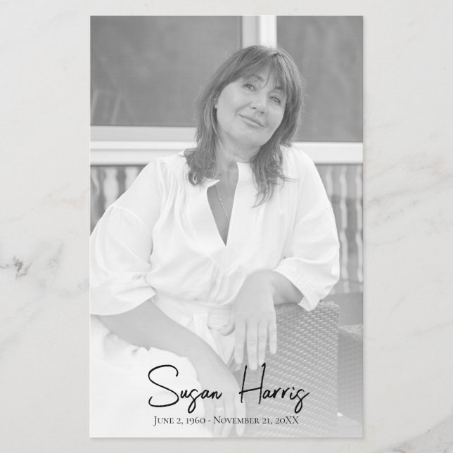 Flyer Moderna celebración funeraria del presupuesto del  (Frente)