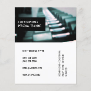 Flyer Moderno y elegante gimnasio inspirado en el tono a