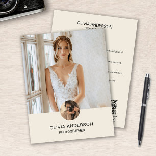 Flyer Negocio de Fotografía de Crema QR de Foto Personal