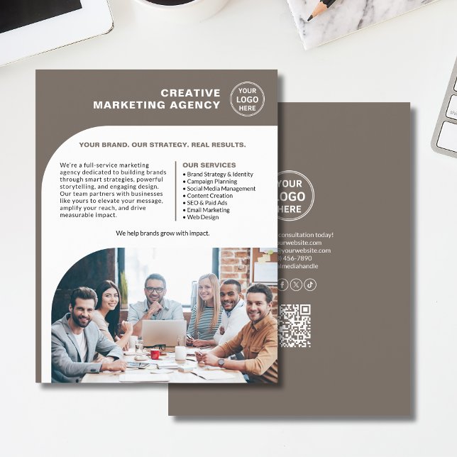 Flyer Negocios de Marketing de Foto QR de Logo Moderno (Modern Logo Photo QR Marketing Business Flyer)