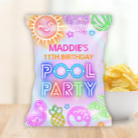 Flyer Neon Pool Fiesta Chip Bag Wrapper<br><div class="desc">Añada algo de encanto a sus aperitivos con nuestro Fiesta de piscina Chip Bag Wrappers! Con un diseño de neón vibrante que muestra todos los elementos divertidos de un fiesta de piscina -desde un sol brillante y palmeras hasta flotadores de billar y flamencos- estos envoltorios seguro que harán chapoteo en...</div>