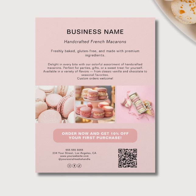 Flyer Personalizado de panadería Foto QR Medios sociales (Bakery Custom Photo QR Social Media Pink Business Flyer)