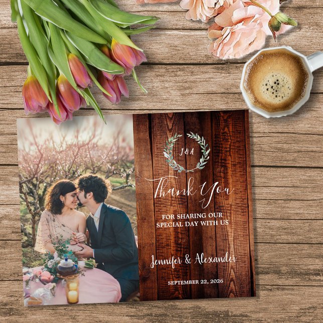 Flyer Presupuesto rústico madera foto Gracias boda (Budget rustic wood photo Thank you wedding Flyer, You can add your own photo to personalize.)