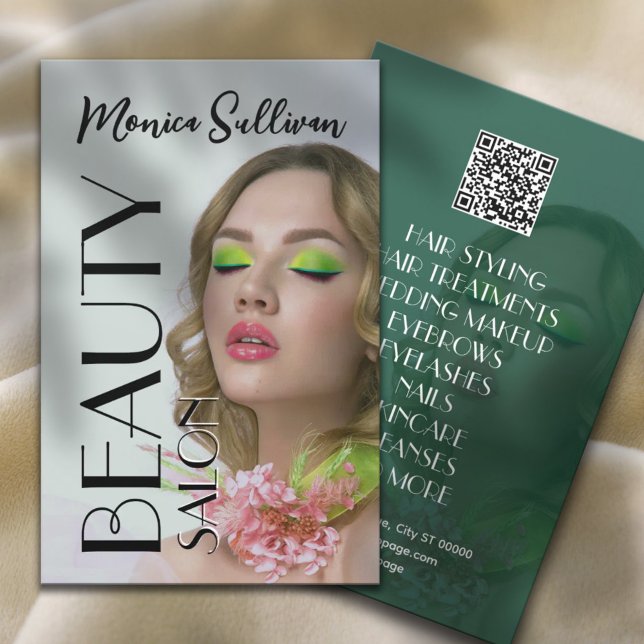 Flyer Salón de belleza tono verde (Subido por el creador)