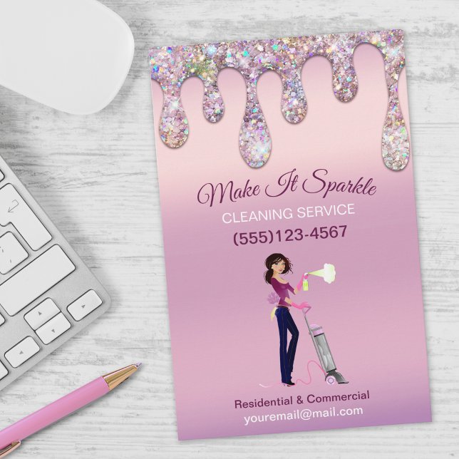 Flyer Servicio de Limpieza Maid Personalizado de purpuri (Subido por el creador)