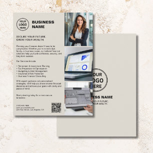 Flyer Servicios Financieros Profesionales QR con Logotip