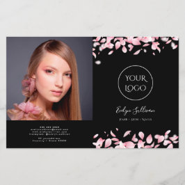 Folleto bipligoso de pétalos en caída