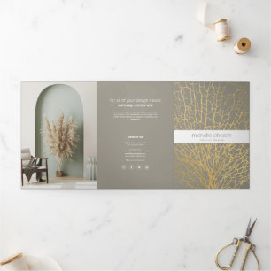 Folleto de diseño interior con patrón de abanico d