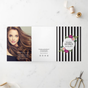 Folleto de Salón de Moda con Corona Floral a Rayas