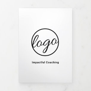 Folleto del triple blanco y negro con logotipo per