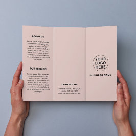 Folleto triplicado con el logotipo Rubor Pink Busi