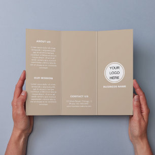 Folleto triplicado de logotipo y texto para empres