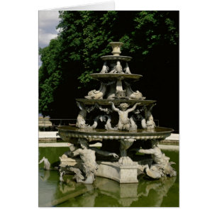 Fontaine de la Pyramida
